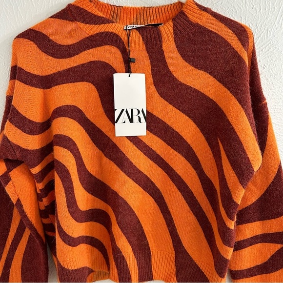 NWT Zara Zebra Striped Jacquard Sweater Size S - Picture 8 of 11